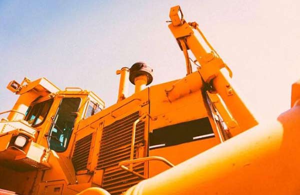 沈陽機(jī)械設(shè)備噴漆